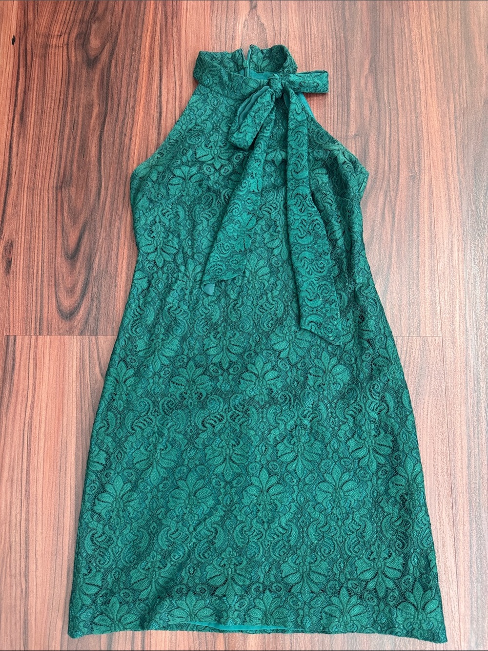 Vince Camuto Emerald Green Lace Midi Dress with Neck Tie